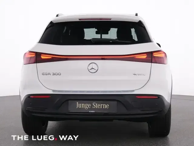Mercedes-Benz EQA 300