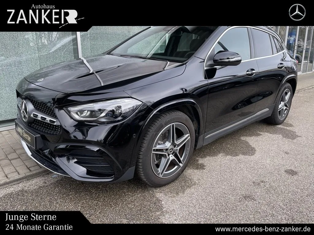 Mercedes-Benz GLA 200