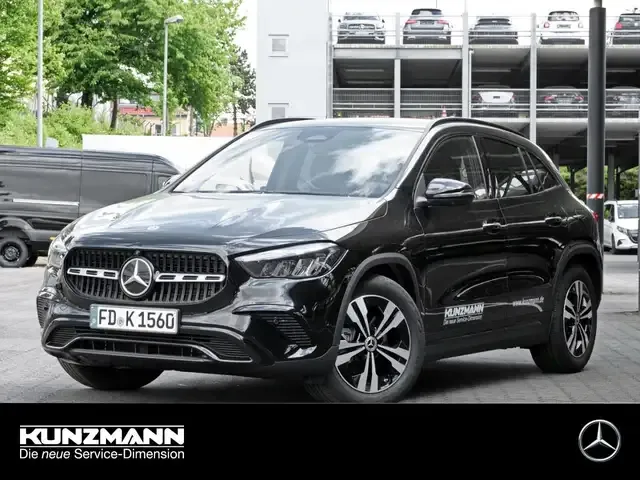 Mercedes-Benz GLA 180