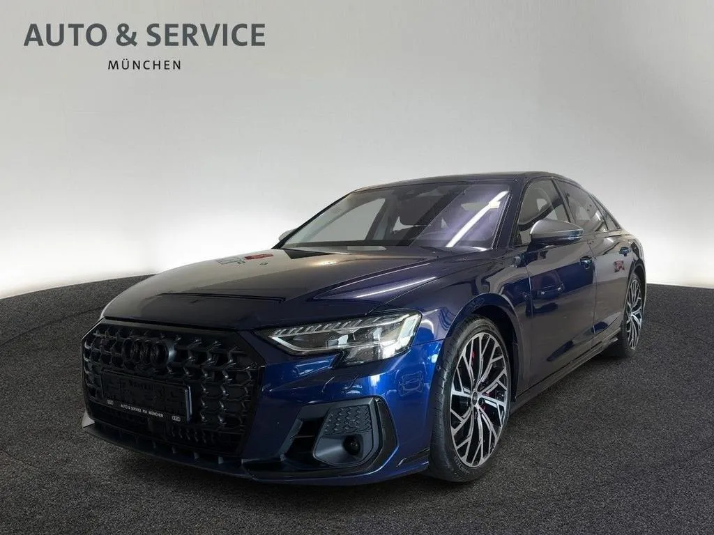 Audi S8