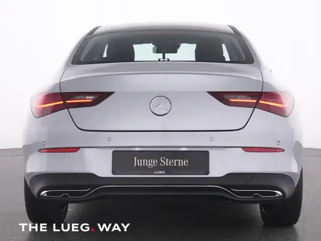 Mercedes-Benz CLA 180
