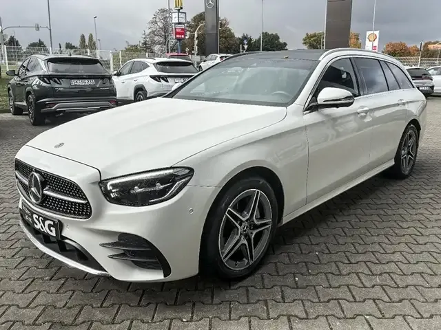 Mercedes-Benz E 300
