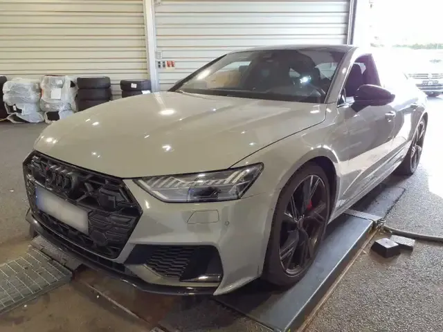 Audi S7
