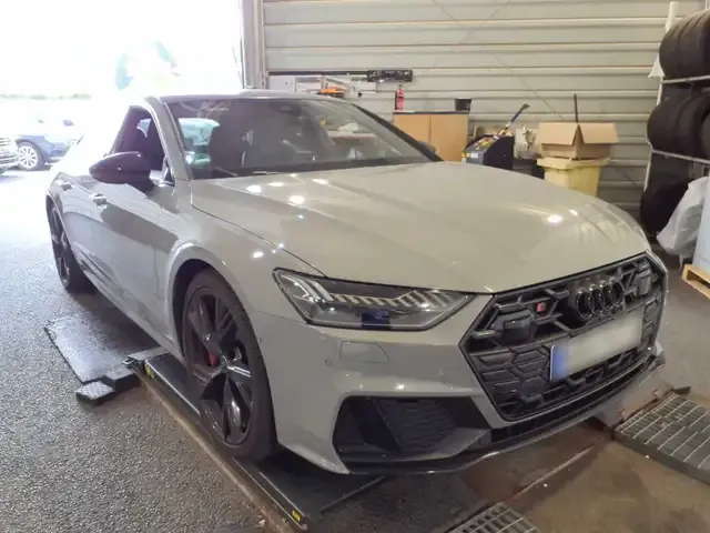 Audi S7