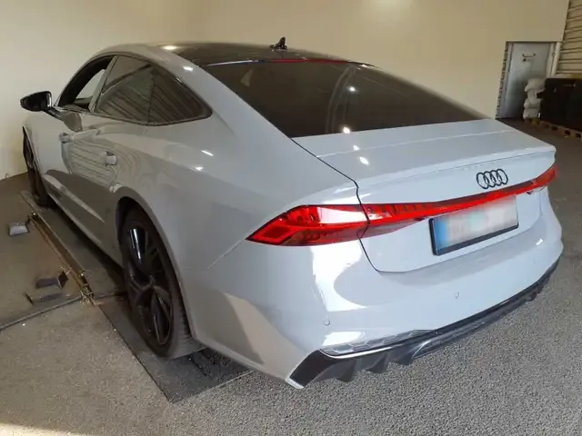 Audi S7