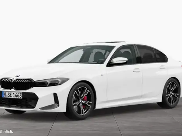 BMW 330