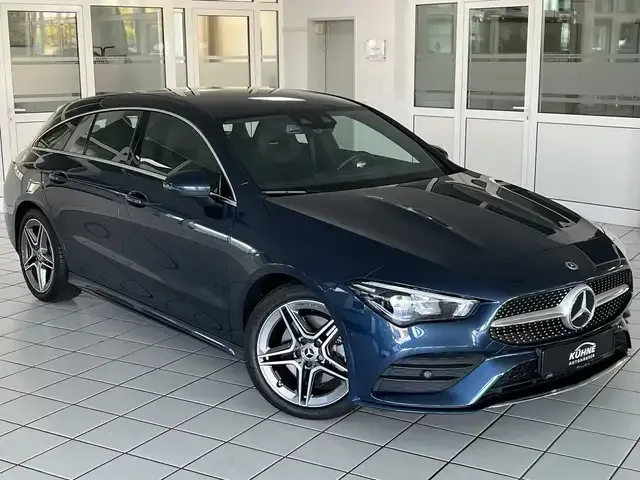 Mercedes-Benz CLA 220