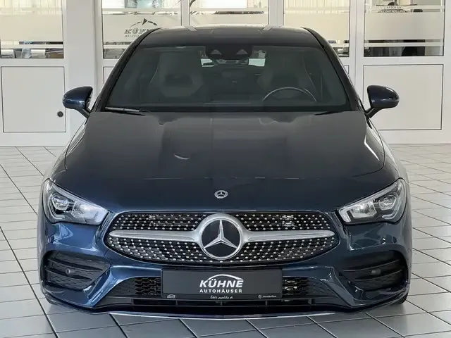 Mercedes-Benz CLA 220