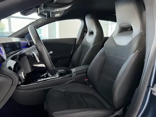 Mercedes-Benz CLA 220