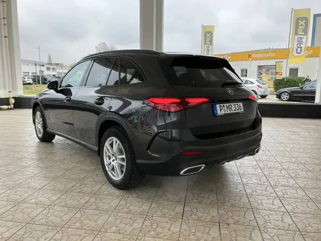 Mercedes-Benz GLC 220