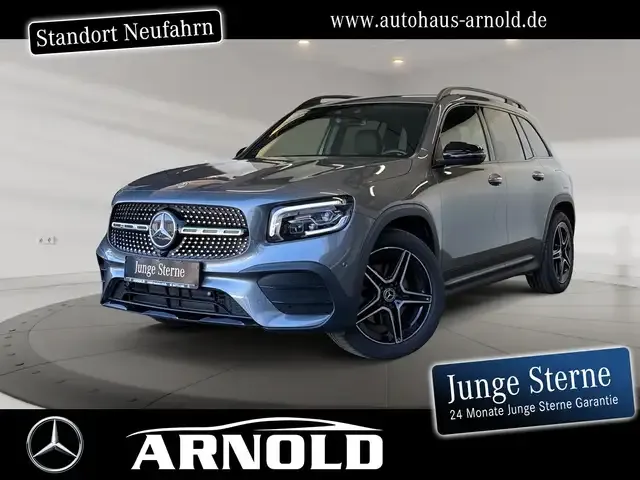 Mercedes-Benz GLB 220