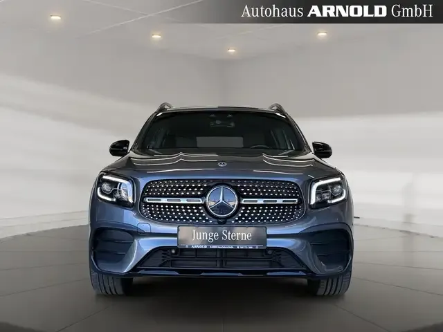 Mercedes-Benz GLB 220
