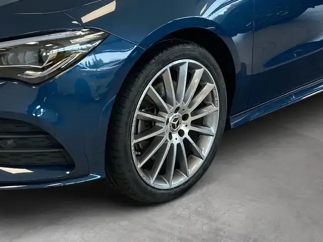 Mercedes-Benz CLA 250