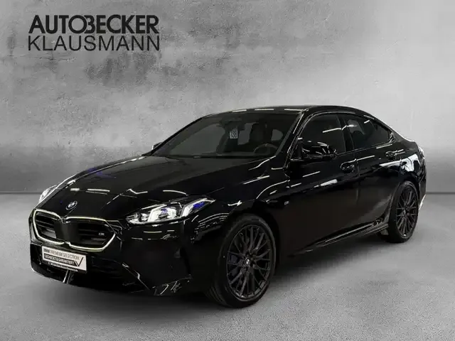 BMW 235