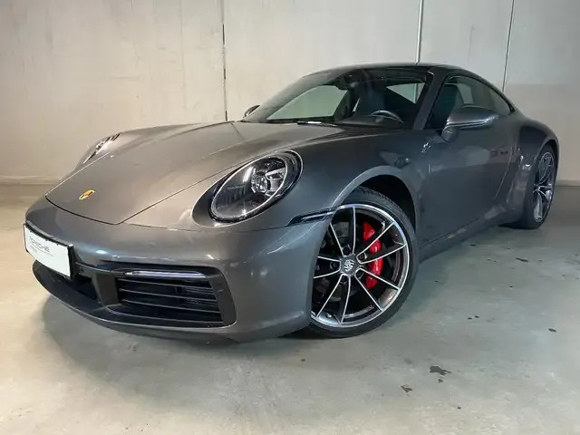 Porsche 992