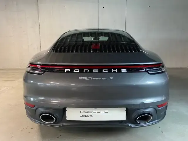 Porsche 992