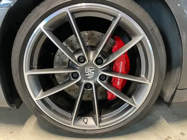 Porsche 992