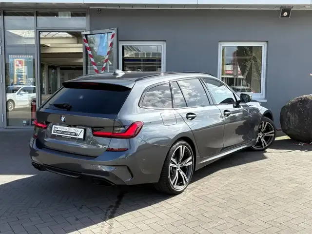 BMW 340