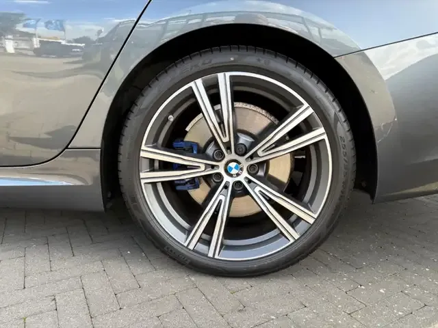 BMW 340
