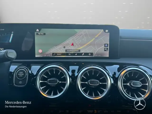 Mercedes-Benz A 35 AMG