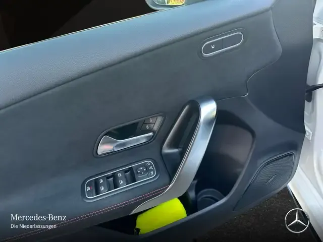 Mercedes-Benz A 35 AMG