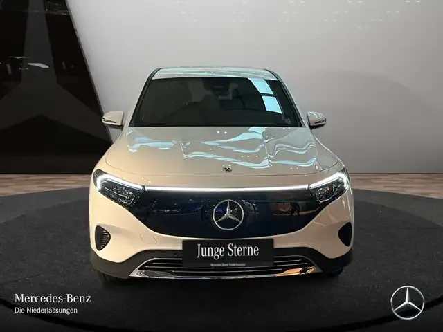 Mercedes-Benz EQB 250