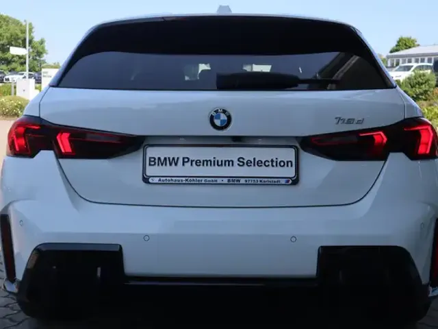 BMW 118