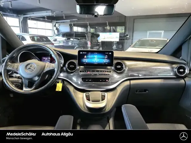 Mercedes-Benz EQV 300