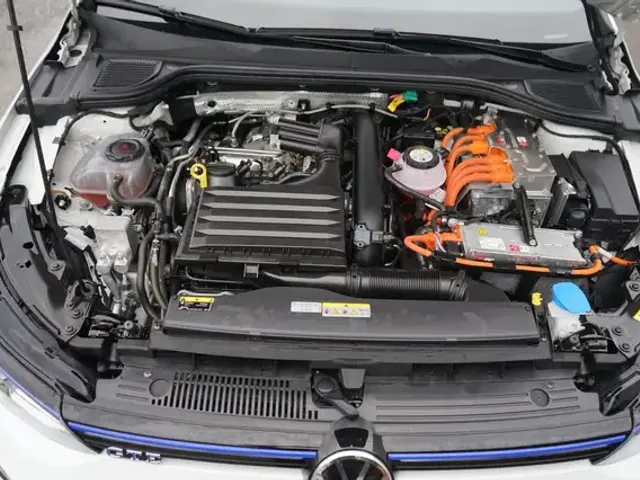 Volkswagen Golf GTE