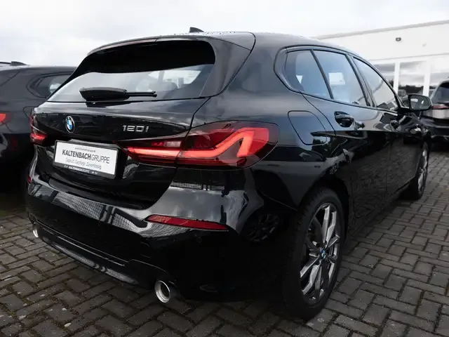 BMW 120