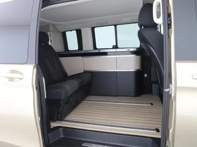 Mercedes-Benz Marco Polo