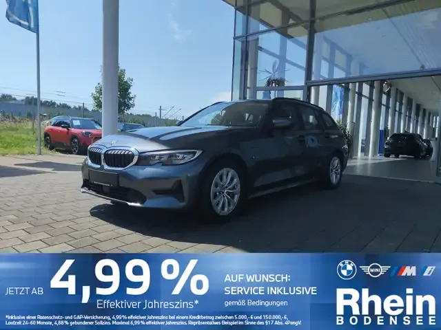 BMW 330