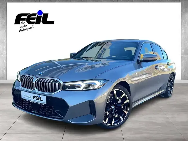 BMW 330