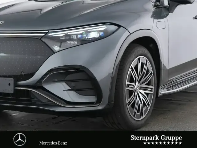 Mercedes-Benz EQS SUV