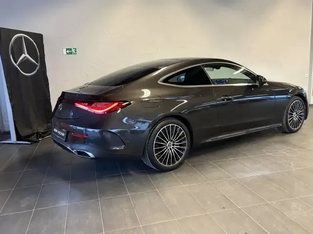 Mercedes-Benz CLE 200