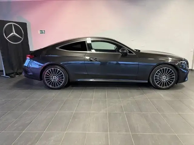 Mercedes-Benz CLE 200