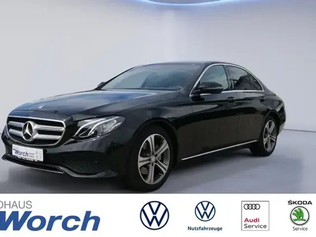 Mercedes-Benz E 200