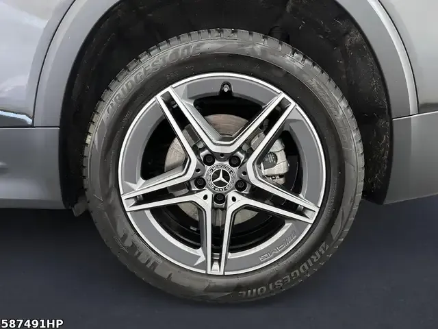 Mercedes-Benz GLB 250