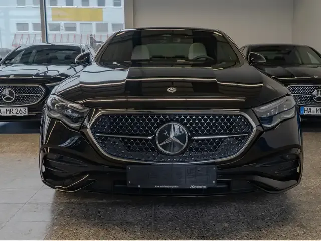 Mercedes-Benz E 200