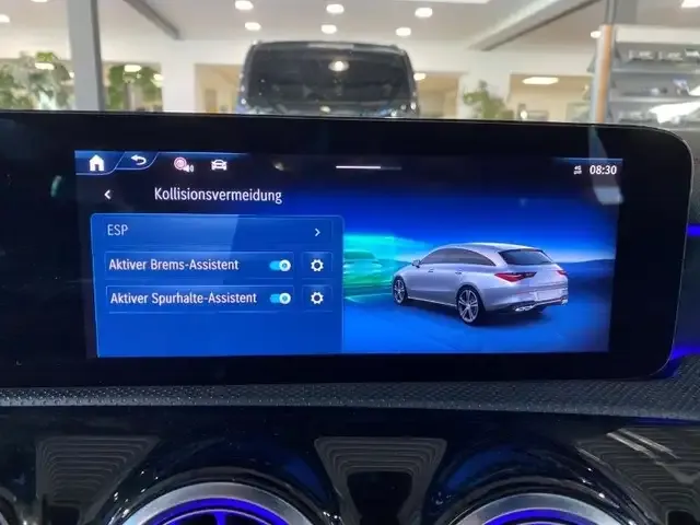 Mercedes-Benz CLA 180