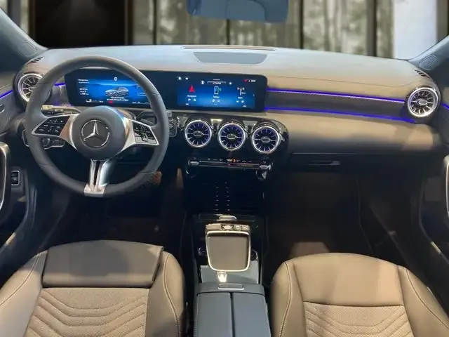 Mercedes-Benz CLA 180