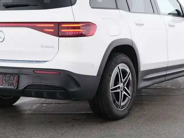Mercedes-Benz EQB 350