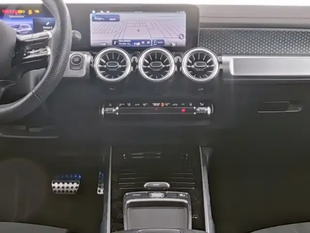 Mercedes-Benz EQB 350