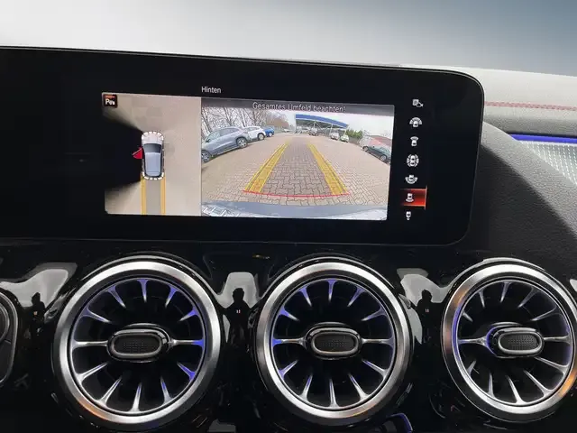 Mercedes-Benz EQA 300