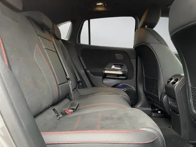 Mercedes-Benz EQA 300