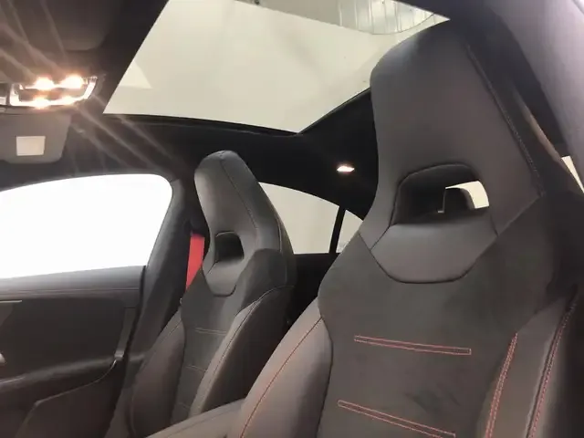 Mercedes-Benz CLA 35 AMG
