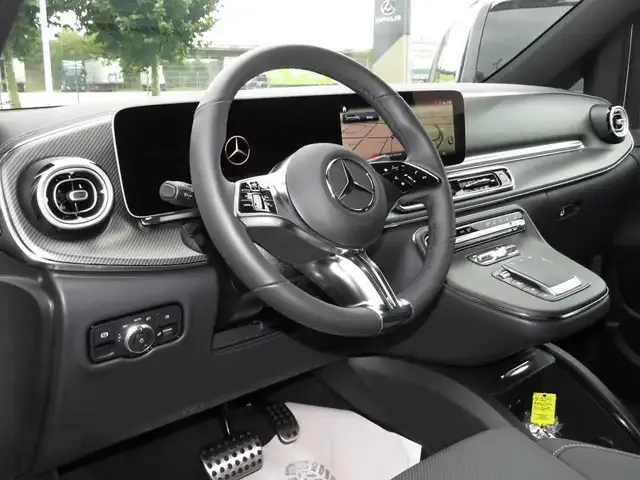 Mercedes-Benz V 250