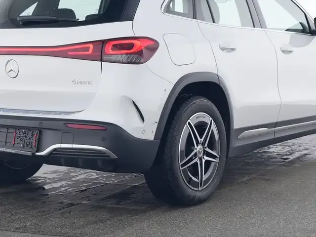 Mercedes-Benz EQA 300
