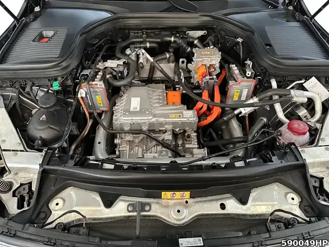 Mercedes-Benz EQC 400