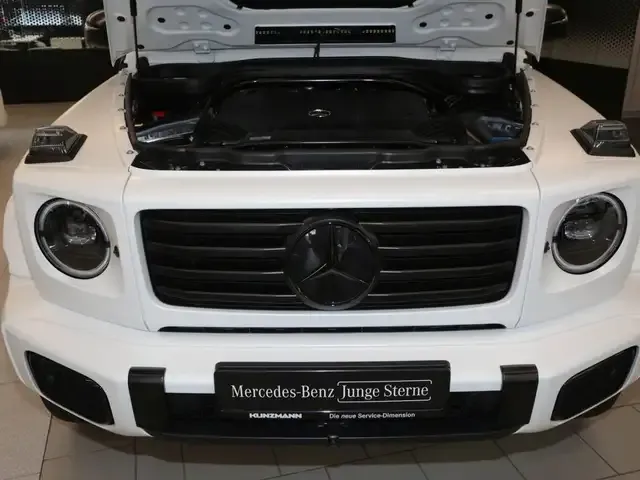 Mercedes-Benz G 500